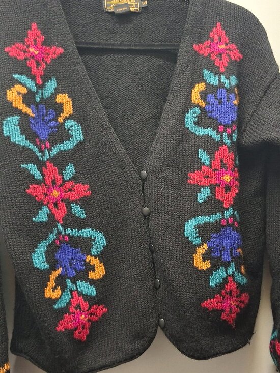 Eddie Bauer Sweaters - Vintage Eddie Bauer Embroidered Wool Cardigan